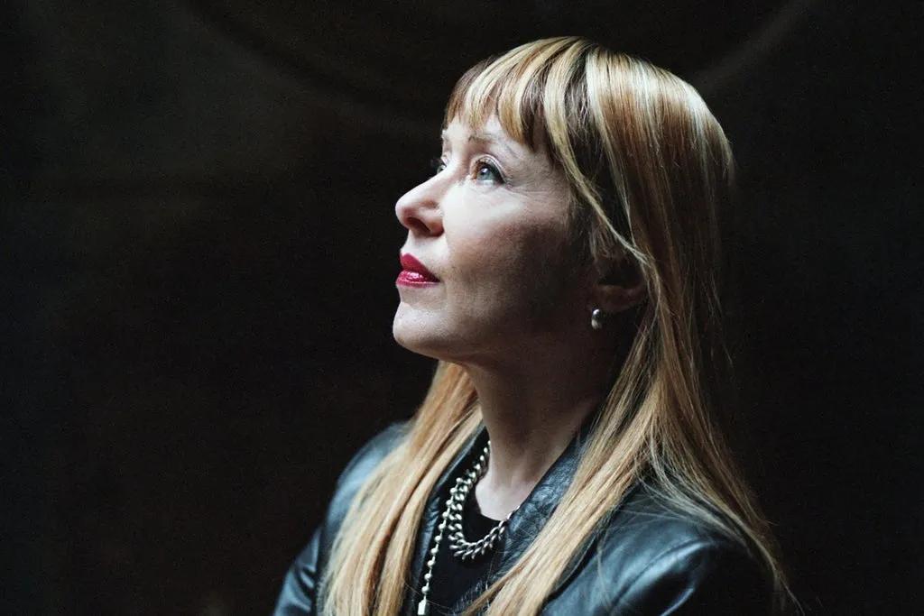 Suzanne Vega