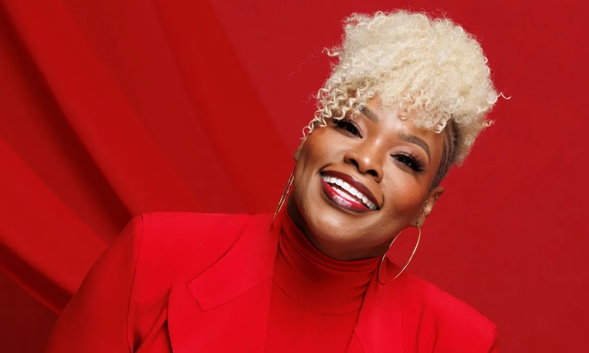 Tasha Cobbs Leonard